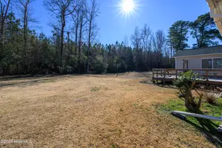 115 Carolina Pines Boulevard, New Bern, NC 28560 – photo 4: Back Deck & Back Yard
