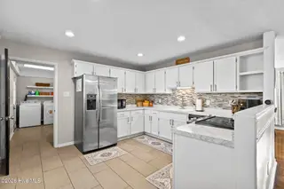 3002 Northwoods Drive, Jacksonville, NC 28540 – photo 11: 425A2330