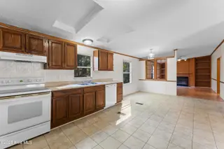 780 Skipper Street NE, Leland, NC 28451 — 3-bedroom manufactured home in Green Acres, Leland, NC, photo 16 of 47: shniderproductions.com-33