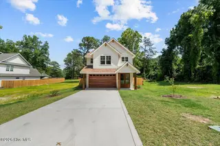 1395 N May Street, Southern Pines, NC 28387 – photo 3: 02-DSC06631