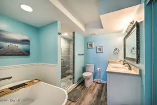 2000 New River Inlet Road Unit 3209, North Topsail Beach, NC 28460 – photo 15: Luxury master bath