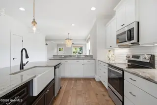 8701 Maple Ash Trail NE, Leland, NC 28451 — 4-bedroom home in Compass Pointe, Leland, NC, photo 17 of 47