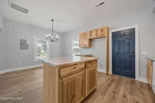 723 & 725 N Market Street, Washington, NC 27889 – photo 14: 725 kitchen and dining