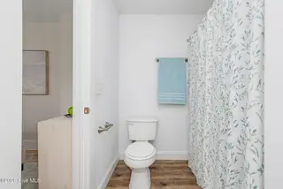 1913 Adams Street, Wilmington, NC 28401 – photo 23: vmasterbath3