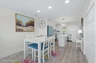 7803 Ocean Drive East, Emerald Isle, NC 28594 – photo 15: 7803_E_Ocean_Drive_#E_009_Kitchen