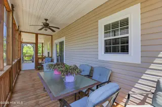 332 NE 52nd Street, Oak Island, NC 28465 – photo 23: 332_NE_52nd_St_027