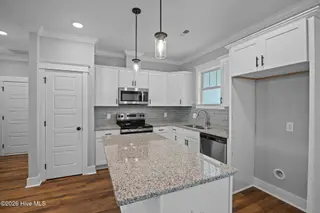 831 Cleo Road, Winterville, NC 28590 – photo 21: 10-web-or-mls-BLS_0018