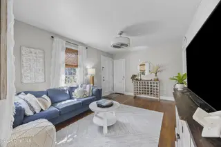 2103 Brandon Road, Wilmington, NC 28405 – photo 9: 11_living room