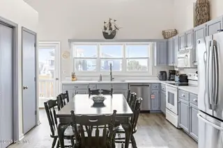 1227 Carolina Boulevard, Topsail Beach, NC 28445 – photo 10: 010_1227_carolina_blvd-10_502