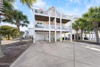 503 Ocean Boulevard 1, Carolina Beach, NC 28428 – photo 2: 503OceanBlvd-9