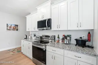1621 Star Cross Drive SW, Shallotte, NC 28470 — 3-bedroom home in Village Green SHLTE, Shallotte, NC, photo 2 of 31: 1621 Star Cross Dr