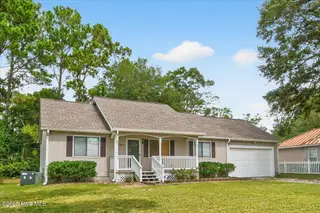 9060 Sea Lane SW, Sunset Beach, NC 28468 — 3-bedroom home in Pearl Bay I, Sunset Beach, NC, photo 3 of 48: 03-www