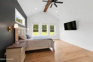 107 Mayflower Drive, Newport, NC 28570 – photo 18: Primary suite