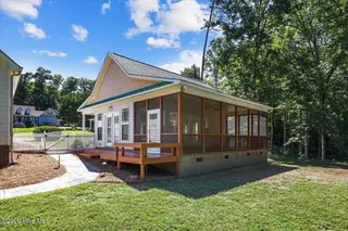 295 Brady Drive, Clayton, NC 27520 – photo 7: 17-295 Brady Dr-17
