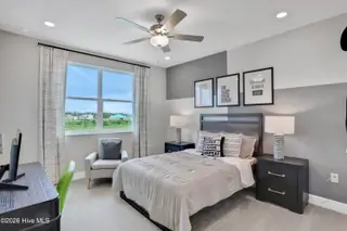 349 Parkington Lane 95a, Ocean Isle Beach, NC 28469 — 3-bedroom townhome in The Villas at Seaside, Ocean Isle Beach, NC, photo 11 of 22: guest BR 2