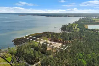 119 Cedarwood, Havelock, NC 28532 – photo 10: Waterfront Lot in Neuse Point East-19
