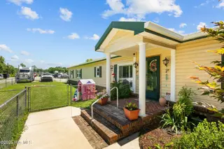 1831 Clarks Road, New Bern, NC 28562 – photo 15: 74-web-or-mls-DSC_8843