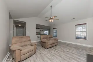 124 Weste Avenue, Jacksonville, NC 28540 – photo 18: LivingRoom