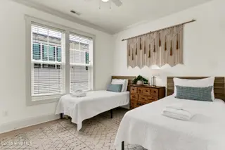13 Seagull Street Unit B, Wrightsville Beach, NC 28480 – photo 18: P1588803