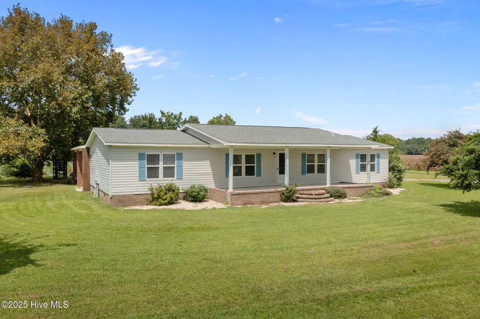 2738 White Oak River Road, Maysville, NC 28555 – photo 1 of 54: 1-web-or-mls-DJI_0469