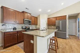 265 Independence Boulevard, Newport, NC 28570 – photo 6: kitchen