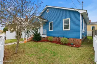708 Chestnut Street, Wilmington, NC 28401 – photo 4: 8_708_Chestnut_St_007