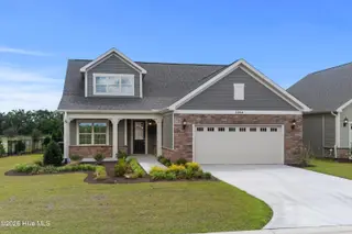 1064 Northbridge Court NW, Ocean Isle Beach, NC 28469 – photo 2: 1064 Northbridge Court NW Exterior 1