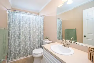 125 Brookside Way, Pikeville, NC 27863 – photo 22: Second Full Bathroom