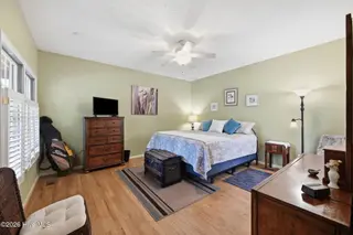 8004 Club House Drive, New Bern, NC 28562 – photo 15: 15-40-web-or-mls-DSC_6083_edit