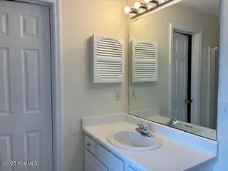 802 Bryce Court H, Wilmington, NC 28405 — 3-bedroom condo in Cape Cottages, Wilmington, NC, photo 15 of 27: 802 Bryce Crt. pic 17