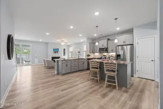 912 Terraces Lane, Hampstead, NC 28443 – photo 12: 30-web-or-mls-_RAD5936
