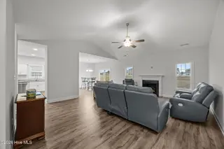 3002 Sharpnose Street, New Bern, NC 28562 – photo 4: 17-web-or-mls-0C0A1723
