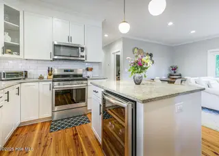 30 Station Avenue, Southern Pines, NC 28387 — 3-bedroom home in Walker Station, Southern Pines, NC, photo 11 of 59: Kitchen