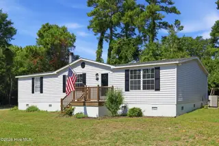 122 Lejeune Road, Cape Carteret, NC 28584 – photo 3: Front 3