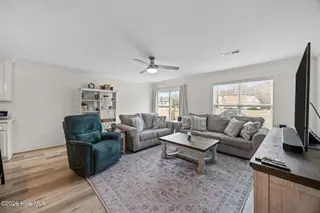 1107 Willowbrook Rn, Ayden, NC 28513 – photo 14: Living Room