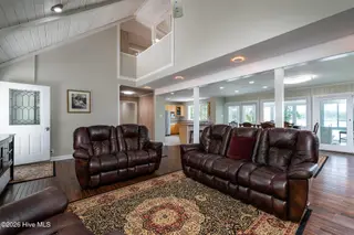 5616 Gondolier Drive, New Bern, NC 28560 – photo 3: 5616 Gondolier Drive, New Bern