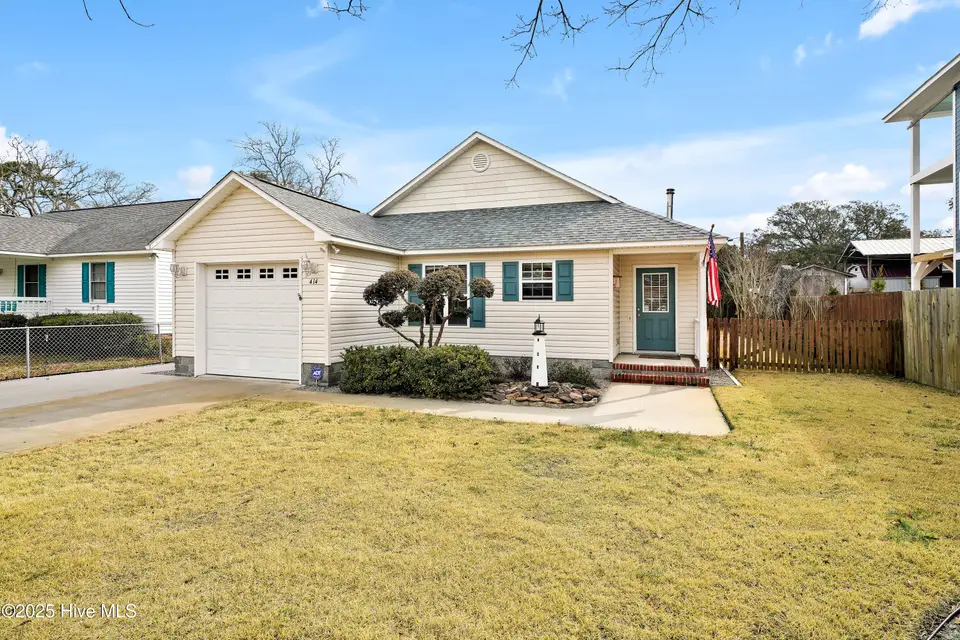 414 Keziah Street, Oak Island, NC 28465 – photo 1 of 61: 414KeziahStreet-2