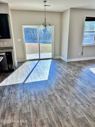 428 Mccall Drive, Jacksonville, NC 28540 – photo 15: Dining