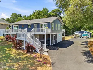 710 Hughes Road, Hampstead, NC 28443 – photo 9: 004_710_hughes_road-3_242
