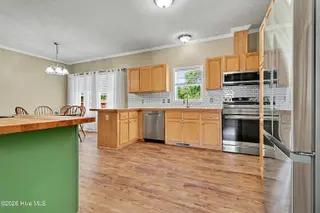 361 Doe Run Drive SW, Supply, NC 28462 — 3-bedroom home in Folly Ridge, Supply, NC, photo 6 of 42