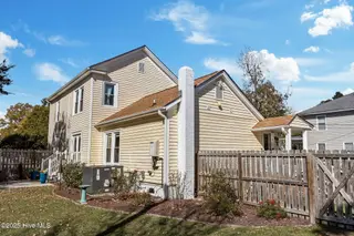 1009 N Market Street, Washington, NC 27889 – photo 9: 8-web-or-mls-IMG_7144
