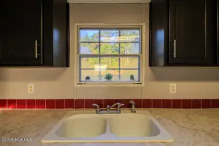 181 Aberdeen Lane, Jacksonville, NC 28540 – photo 17: IMG_2432-HDR