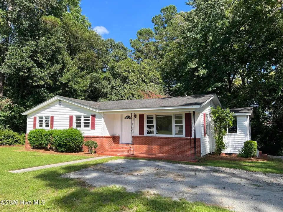 108 Carter Street, Tabor City, NC 28463 – photo 1 of 16: IMG_9246