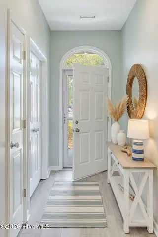 5118 Elton Drive SE, Southport, NC 28461 — 3-bedroom townhome in South Harbour Village, Southport, NC, photo 6 of 62: IMG_0090