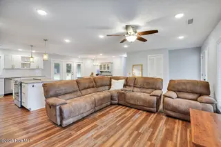 1012 E Moore Street, Southport, NC 28461 – photo 8: 1012EastMooreStreet-7