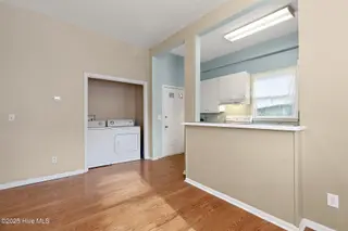 129 S 8th Street, Wilmington, NC 28401 — 6-bedroom home in Downtown, Wilmington, NC, photo 12 of 36: 8thS129-3DRDanBL33A0218-CR2