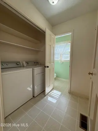 907 Chestnut Drive, Smithfield, NC 27577 – photo 24: IMG_9649