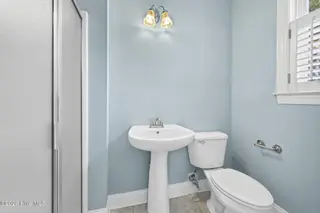 1331 Grandiflora Drive, Leland, NC 28451 – photo 24: 22-web-or-mls-Primary bath
