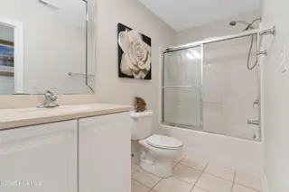 104 S 3rd Street I-1 & Slip 5 Atlantic Harbour, Morehead City, NC 28557 – photo 20: Bathroom 2