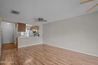 3624 Saint Johns Court B, Wilmington, NC 28403 — 2-bedroom condo in Park Place, Wilmington, NC, photo 20 of 59: 50-web-or-mls-DSC07062